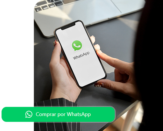 homem feliz ao receber notificações de vendas concluídas