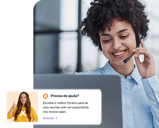 homem feliz usando o celular