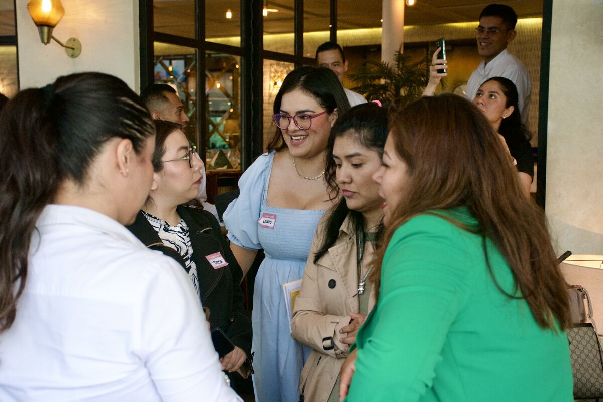 Networking guiado en un evento de Club Girl CEO