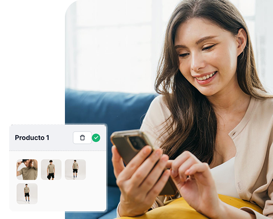 mulher experimentando uma blusa, junto com uma imagem mostrando o produto no aplicativo